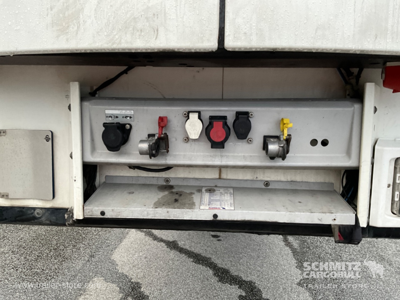 SCHMITZ Reefer Standard Double deck - Gjysmë rimorkio izotermike: foto 4 SCHMITZ Reefer Standard Double deck - Gjysmë rimorkio izotermike: foto 4