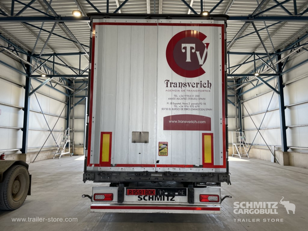 Gjysmë rimorkio me tendë SCHMITZ Semiremolque Lona Standard: foto 7 Gjysmë rimorkio me tendë SCHMITZ Semiremolque Lona Standard: foto 7