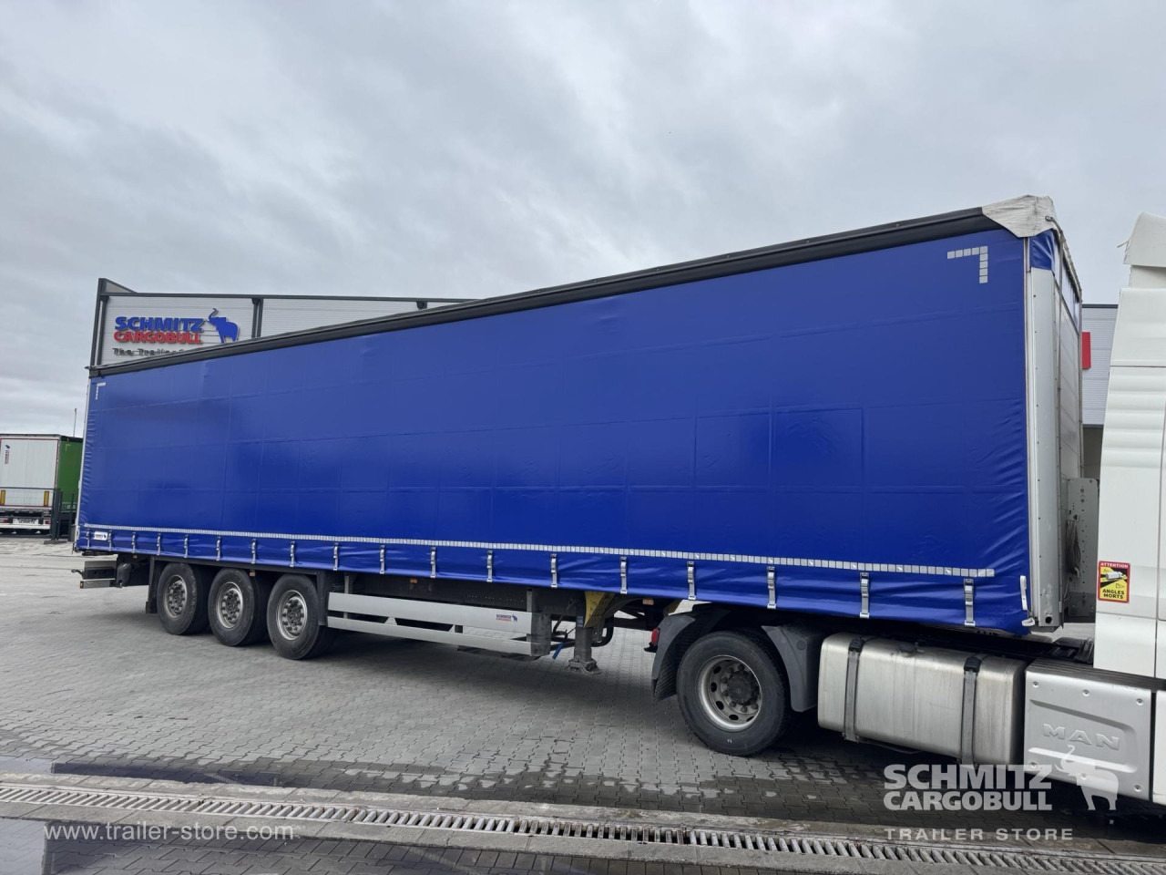 SCHMITZ Curtainsider Standard - Gjysmë rimorkio me tendë: foto 1 SCHMITZ Curtainsider Standard - Gjysmë rimorkio me tendë: foto 1