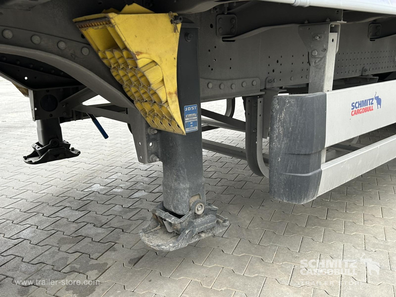 SCHMITZ Curtainsider Standard - Gjysmë rimorkio me tendë: foto 3 SCHMITZ Curtainsider Standard - Gjysmë rimorkio me tendë: foto 3