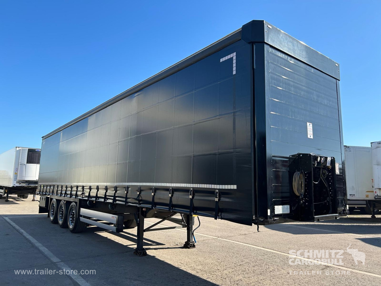 SCHMITZ Curtainsider Standard UK - Gjysmë rimorkio me tendë: foto 1 SCHMITZ Curtainsider Standard UK - Gjysmë rimorkio me tendë: foto 1