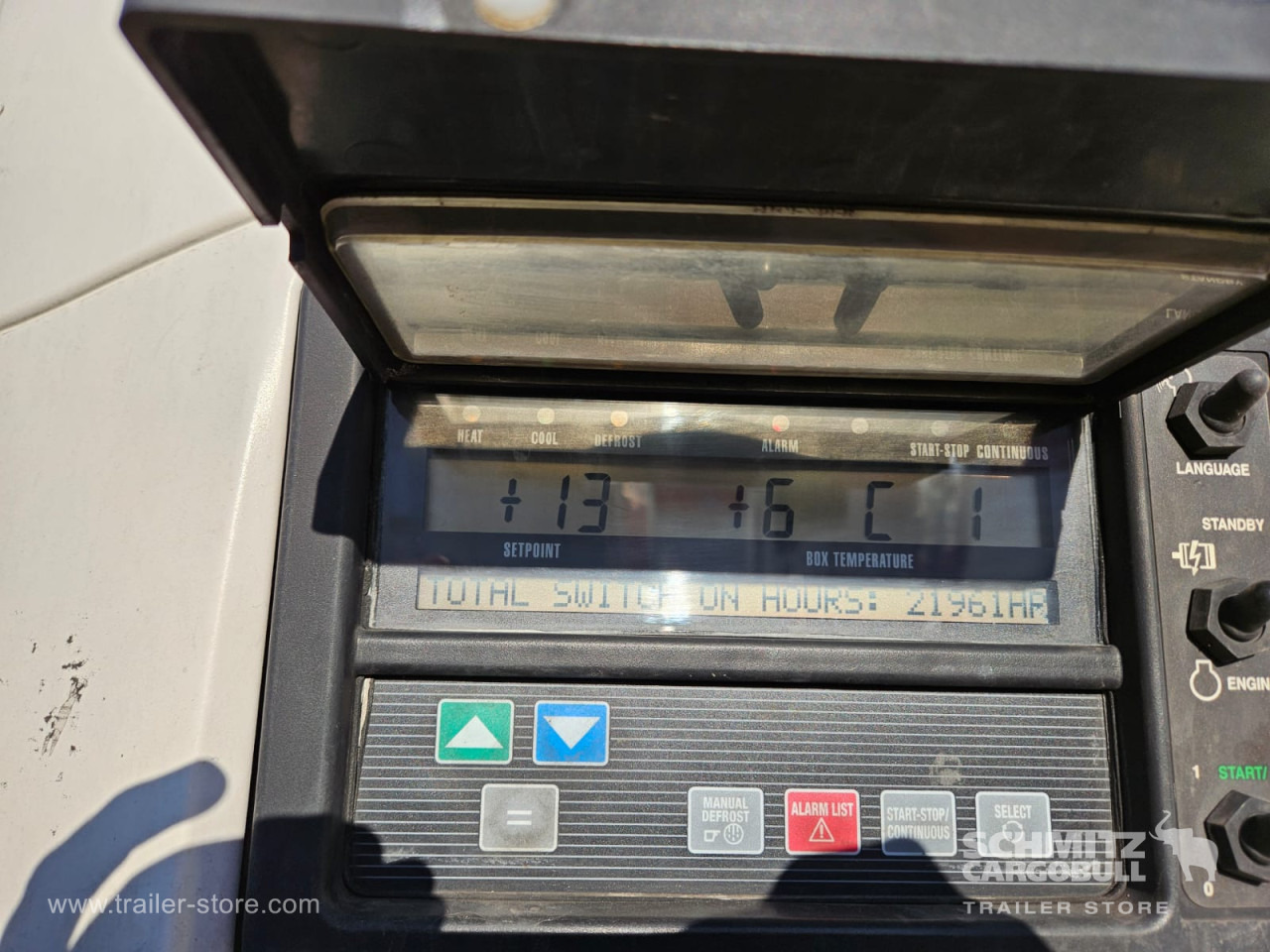 SCHMITZ Reefer Multitemp Taillift - Gjysmë rimorkio izotermike: foto 5 SCHMITZ Reefer Multitemp Taillift - Gjysmë rimorkio izotermike: foto 5