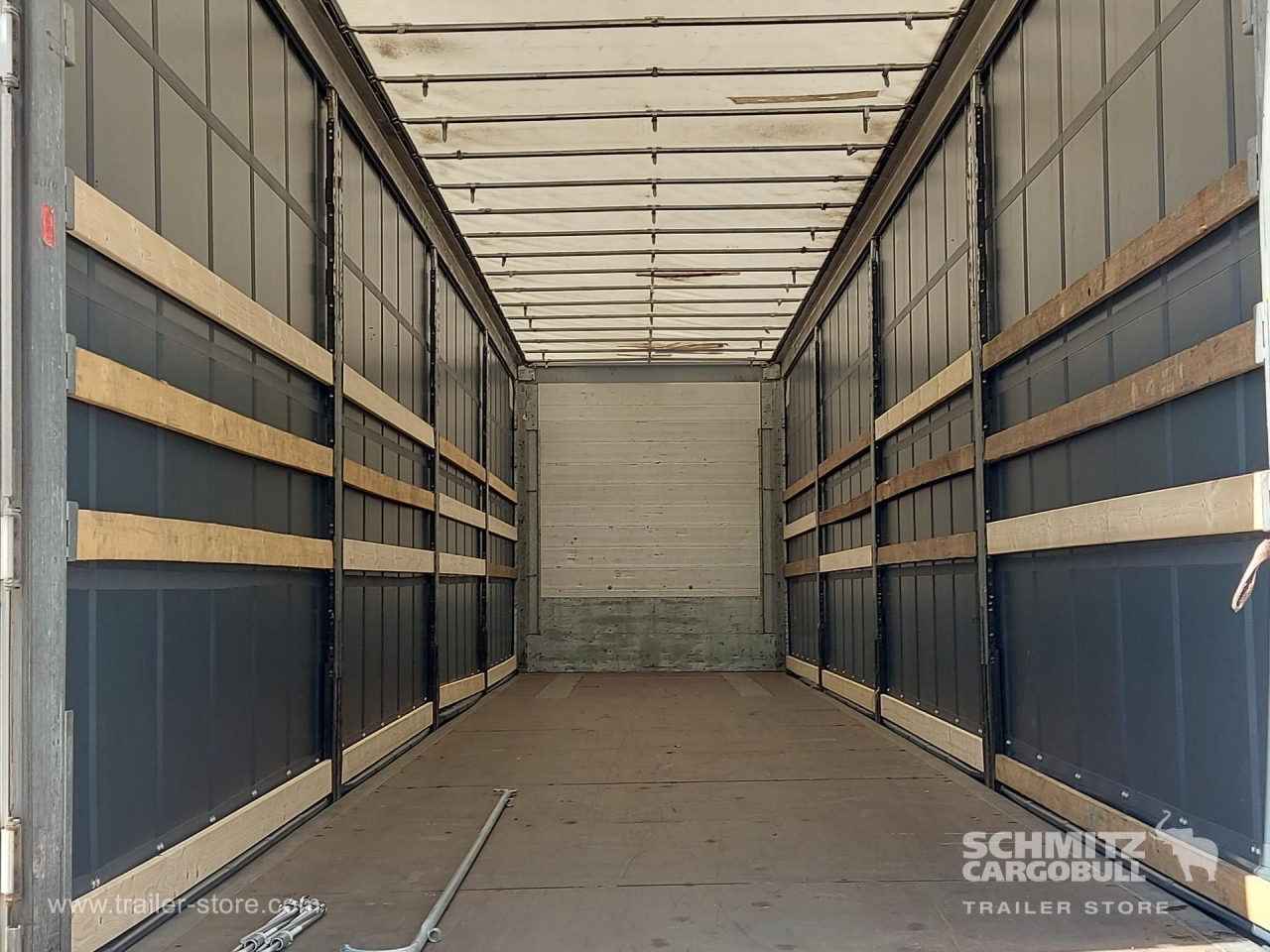 SCHMITZ Curtainsider Mega - Gjysmë rimorkio me tendë: foto 4 SCHMITZ Curtainsider Mega - Gjysmë rimorkio me tendë: foto 4