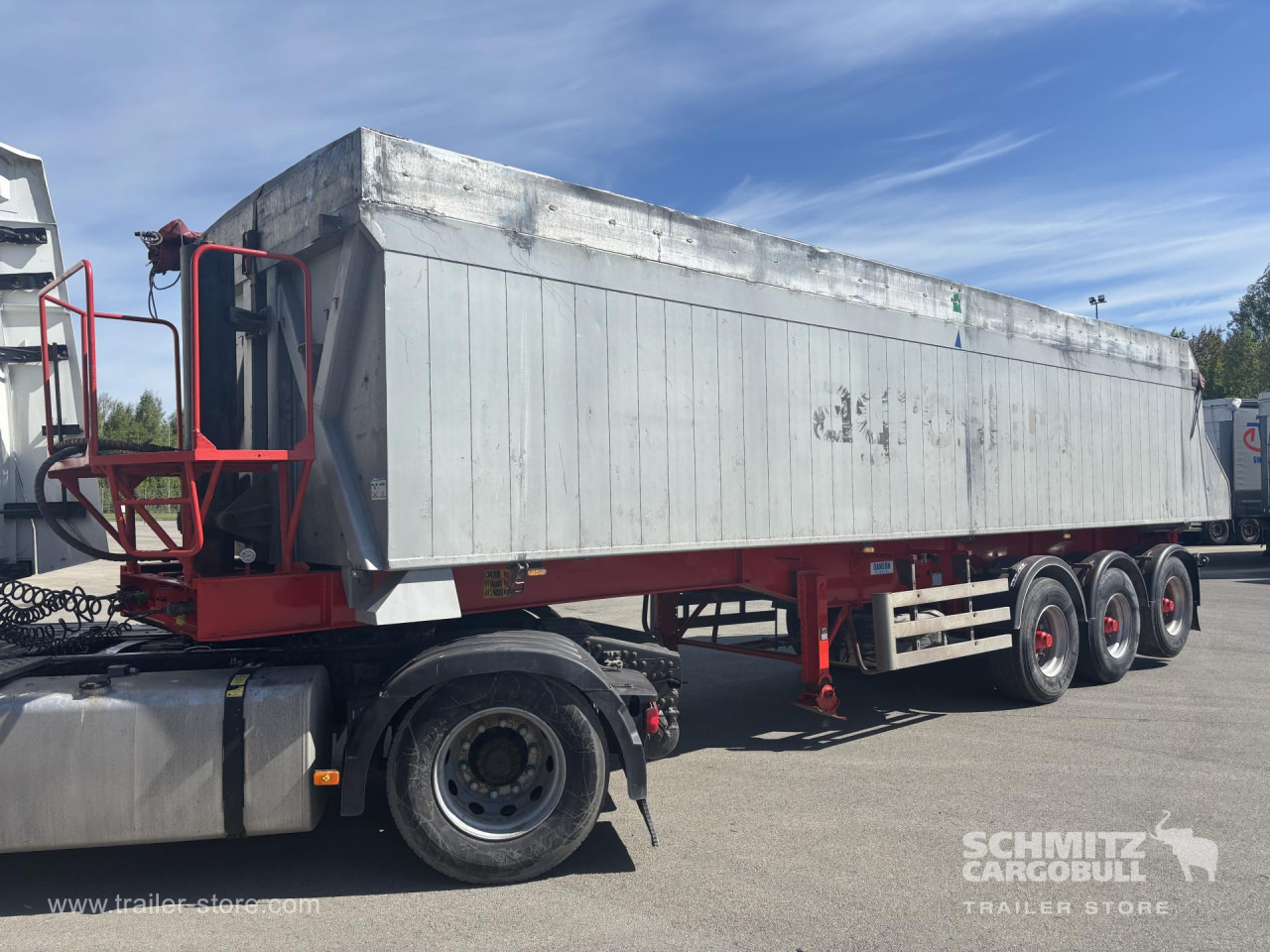 Tipper Alu-square sided body 40m³ - Gjysmë rimorkio vetëshkarkuese: foto 5 Tipper Alu-square sided body 40m³ - Gjysmë rimorkio vetëshkarkuese: foto 5
