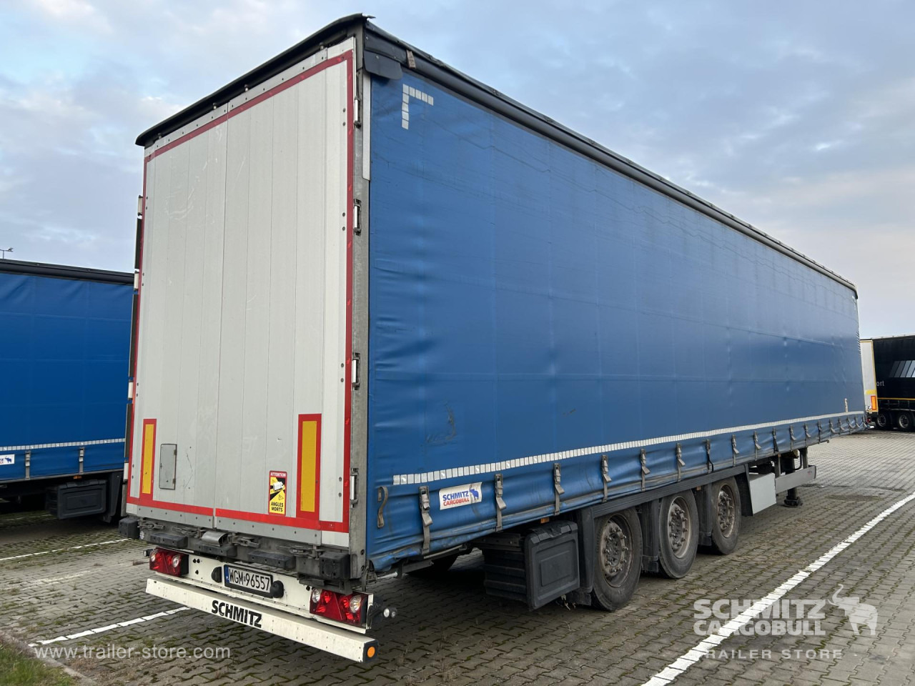 SCHMITZ Curtainsider Mega - Gjysmë rimorkio me tendë: foto 2 SCHMITZ Curtainsider Mega - Gjysmë rimorkio me tendë: foto 2