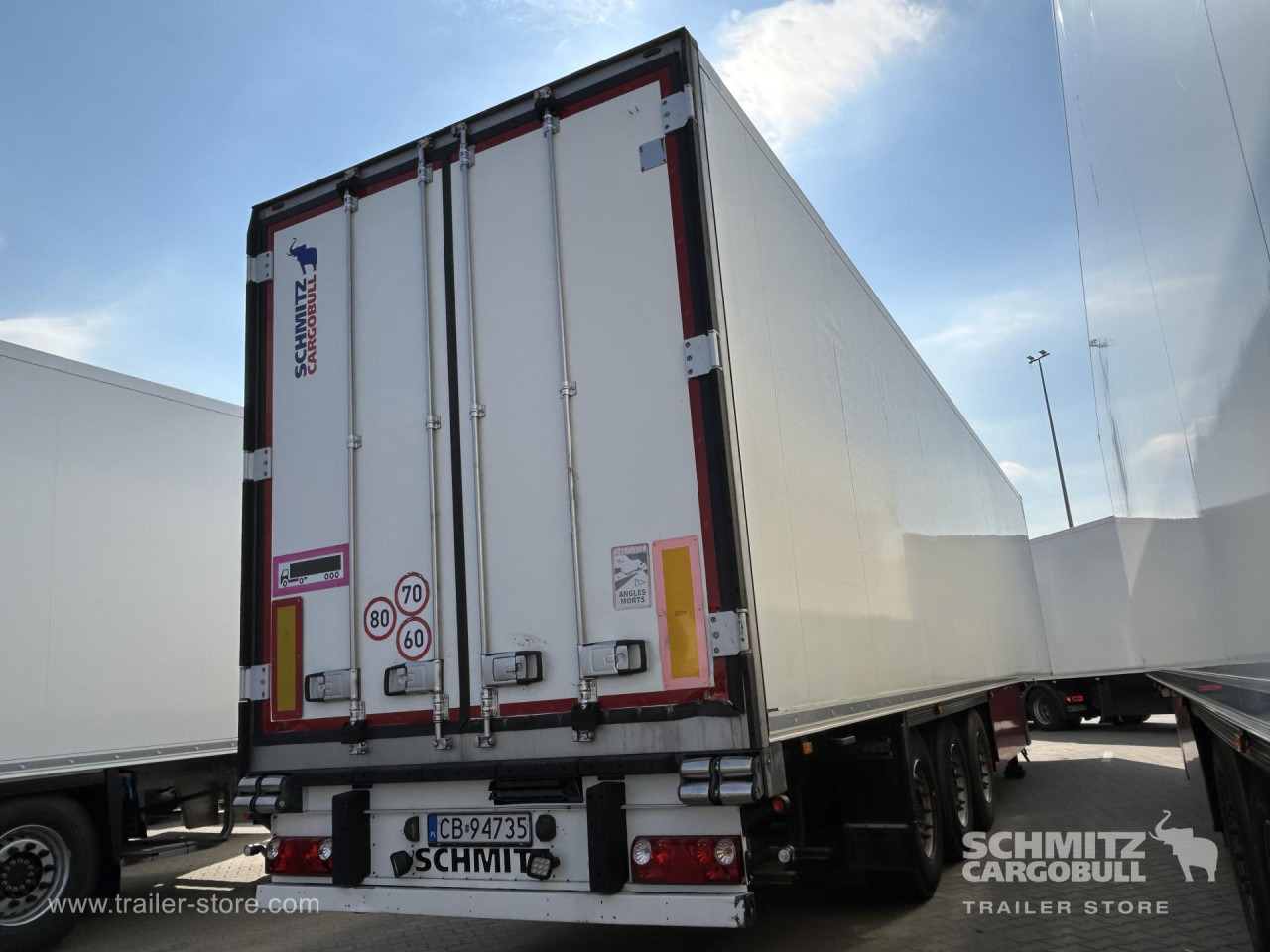 SCHMITZ Reefer Standard - Gjysmë rimorkio izotermike: foto 4 SCHMITZ Reefer Standard - Gjysmë rimorkio izotermike: foto 4