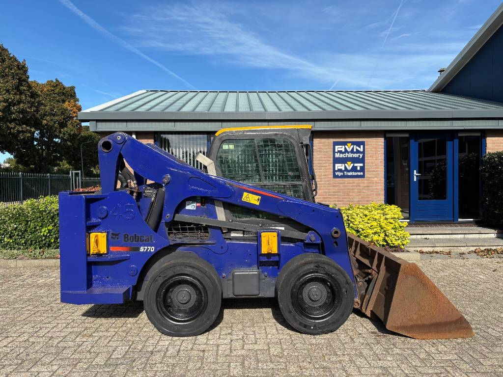 Bobcat S 770 - Mini fadrom: foto 4 Bobcat S 770 - Mini fadrom: foto 4