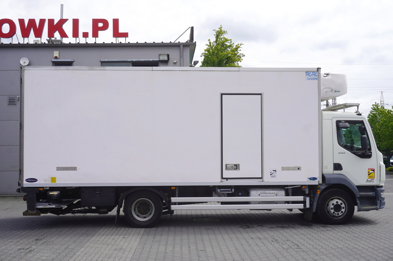 DAF LF 220 / Refrigerator 16 EPAL Multitemp / Carrier Supra 1150 MT / Palfinger 1500 kg - Kamion frigorifer: foto 2 DAF LF 220 / Refrigerator 16 EPAL Multitemp / Carrier Supra 1150 MT / Palfinger 1500 kg - Kamion frigorifer: foto 2