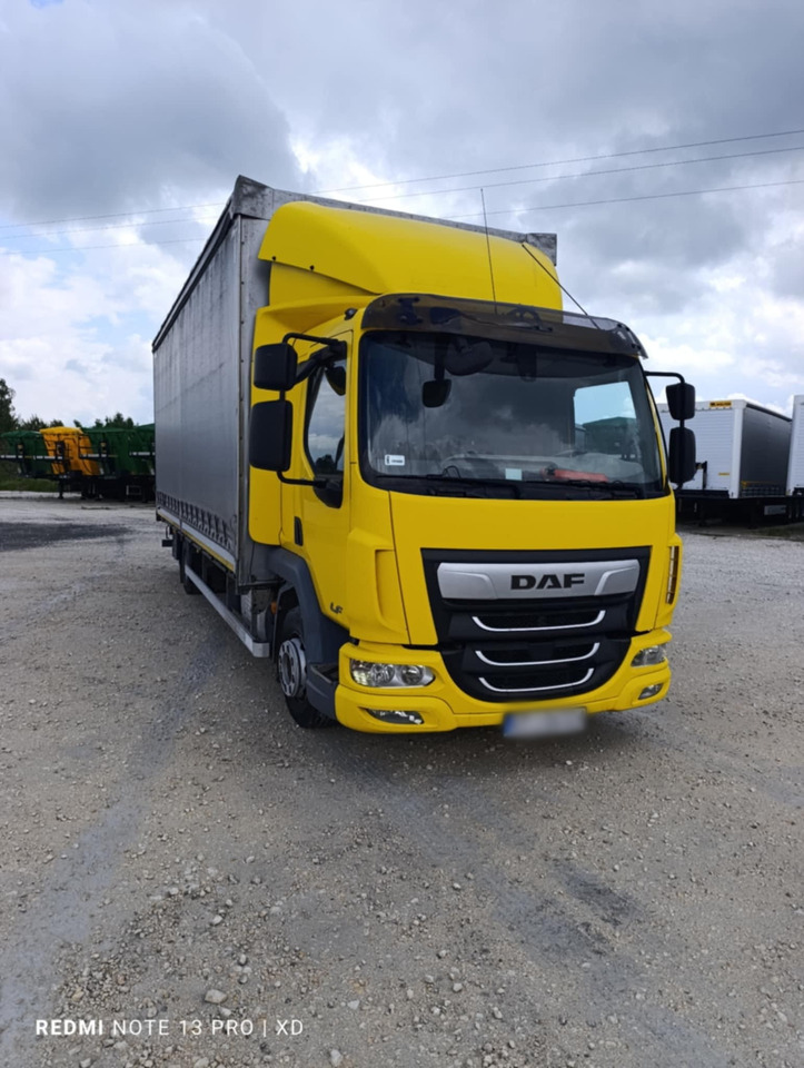 DAF LF 260 / Curtainsider 18 EPAL / sleeper cab - Kamion me tendë: foto 2 DAF LF 260 / Curtainsider 18 EPAL / sleeper cab - Kamion me tendë: foto 2