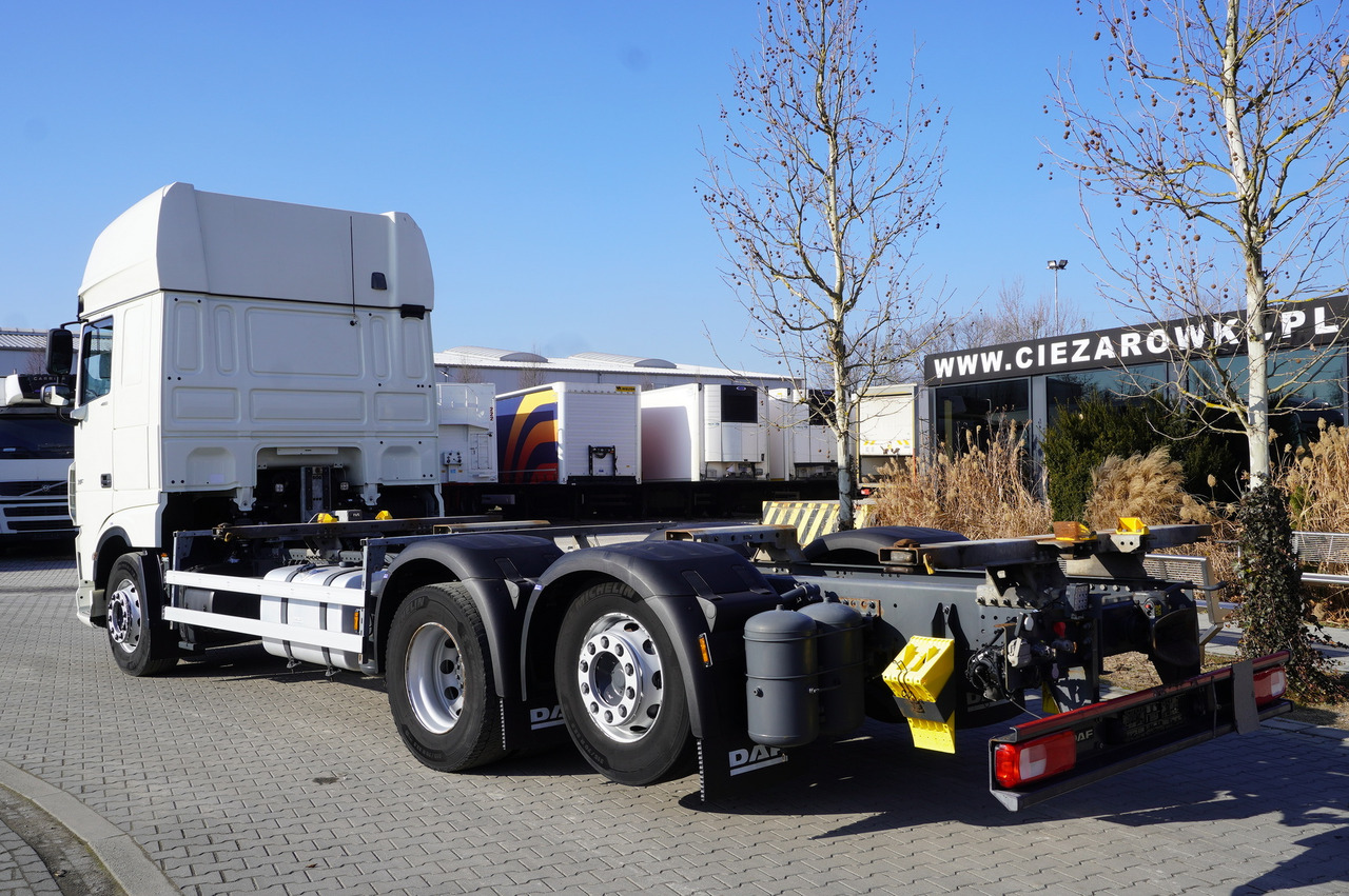 DAF XF 480 SSC / 6x2 / BDF / standard / 380 tho.km - Transportjer kontejnerësh/ Kamion me karroceri të çmontueshme: foto 5 DAF XF 480 SSC / 6x2 / BDF / standard / 380 tho.km - Transportjer kontejnerësh/ Kamion me karroceri të çmontueshme: foto 5