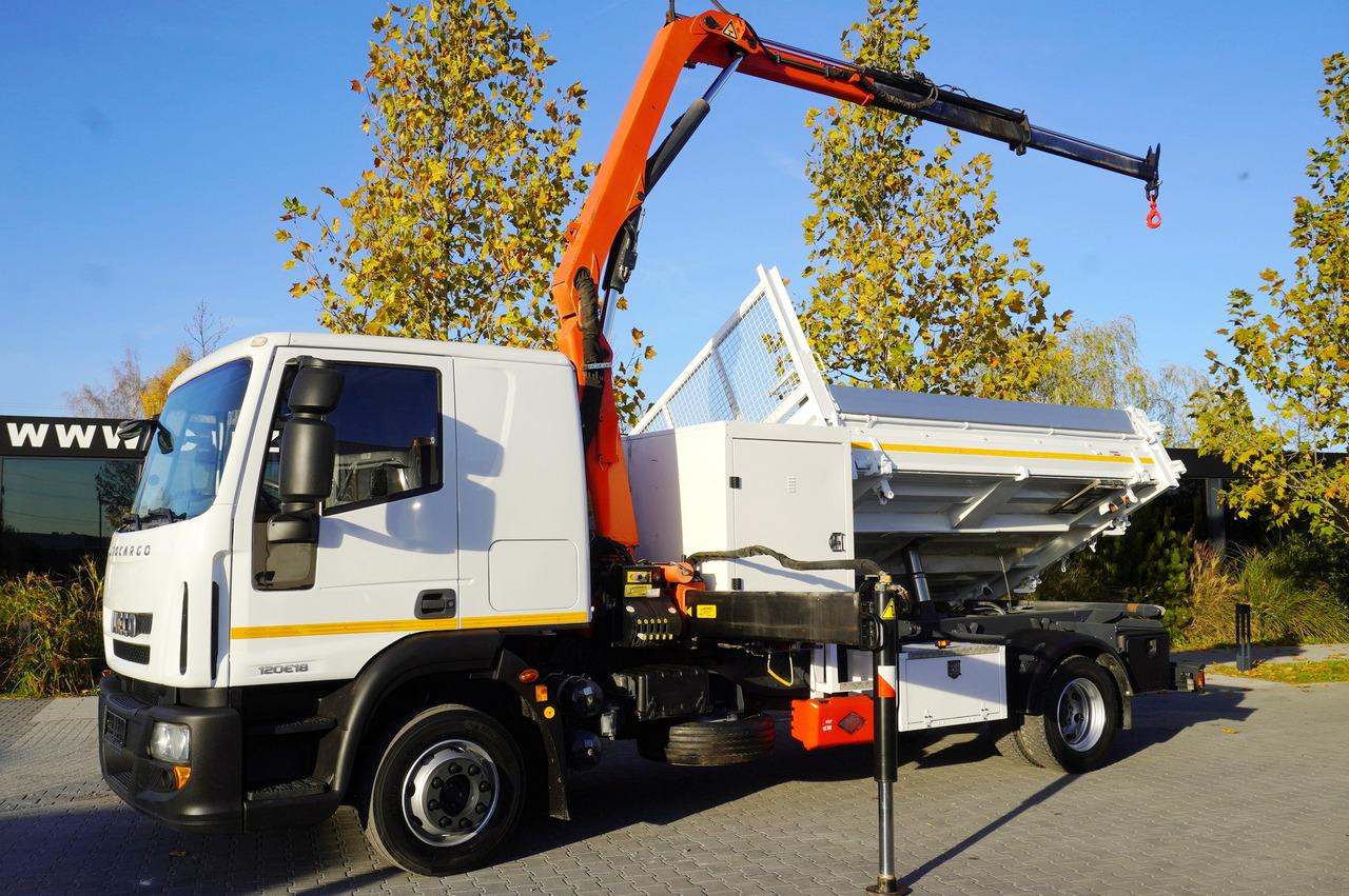 IVECO Eurocargo 120E18 Crane Palfinger / 3-way tipper / sleeper cab - Kamion me vinç: foto 2 IVECO Eurocargo 120E18 Crane Palfinger / 3-way tipper / sleeper cab - Kamion me vinç: foto 2