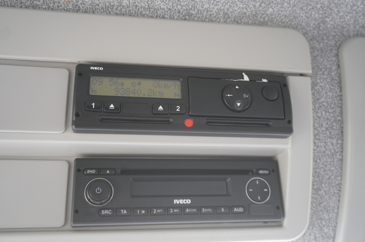 IVECO Eurocargo 150 E25 / 90 tho. km !!! / Tow truck - Autotransportues: foto 3 IVECO Eurocargo 150 E25 / 90 tho. km !!! / Tow truck - Autotransportues: foto 3