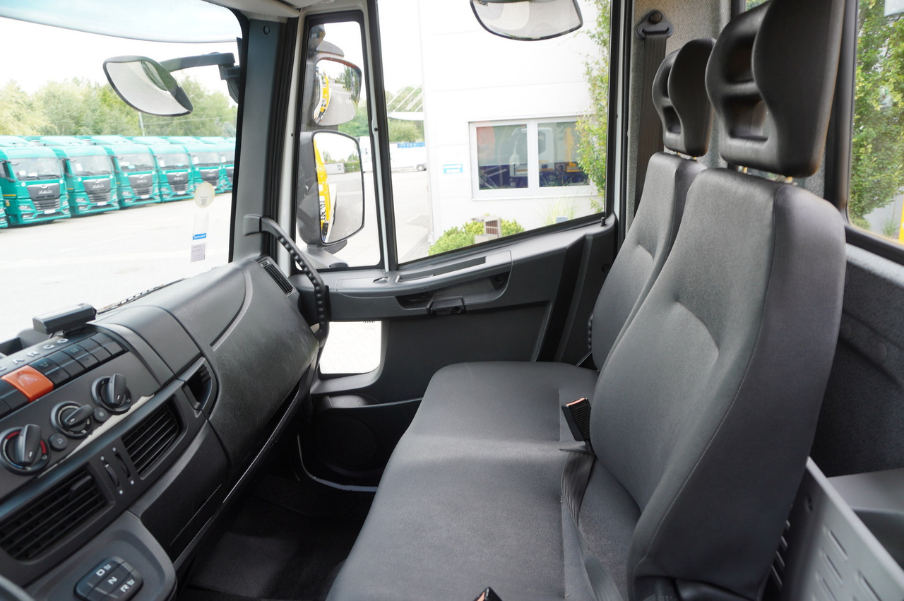 Karrotrec IVECO Eurocargo 160-210 / 75,000 km! / OMARS lowered tow truck platform / Fork: foto 27