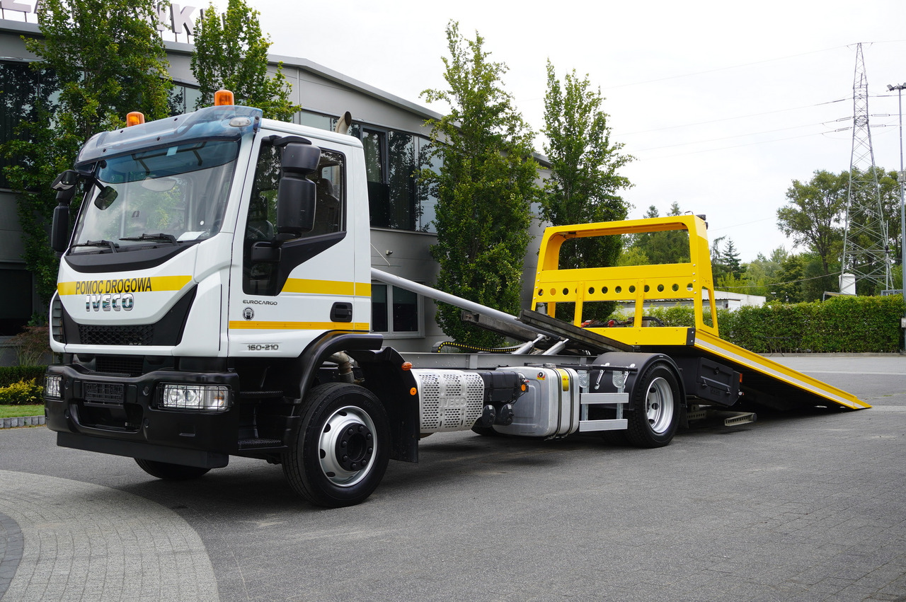 IVECO Eurocargo 160-210 / 75,000 km! / OMARS lowered tow truck platform / Fork - Karrotrec: foto 4 IVECO Eurocargo 160-210 / 75,000 km! / OMARS lowered tow truck platform / Fork - Karrotrec: foto 4