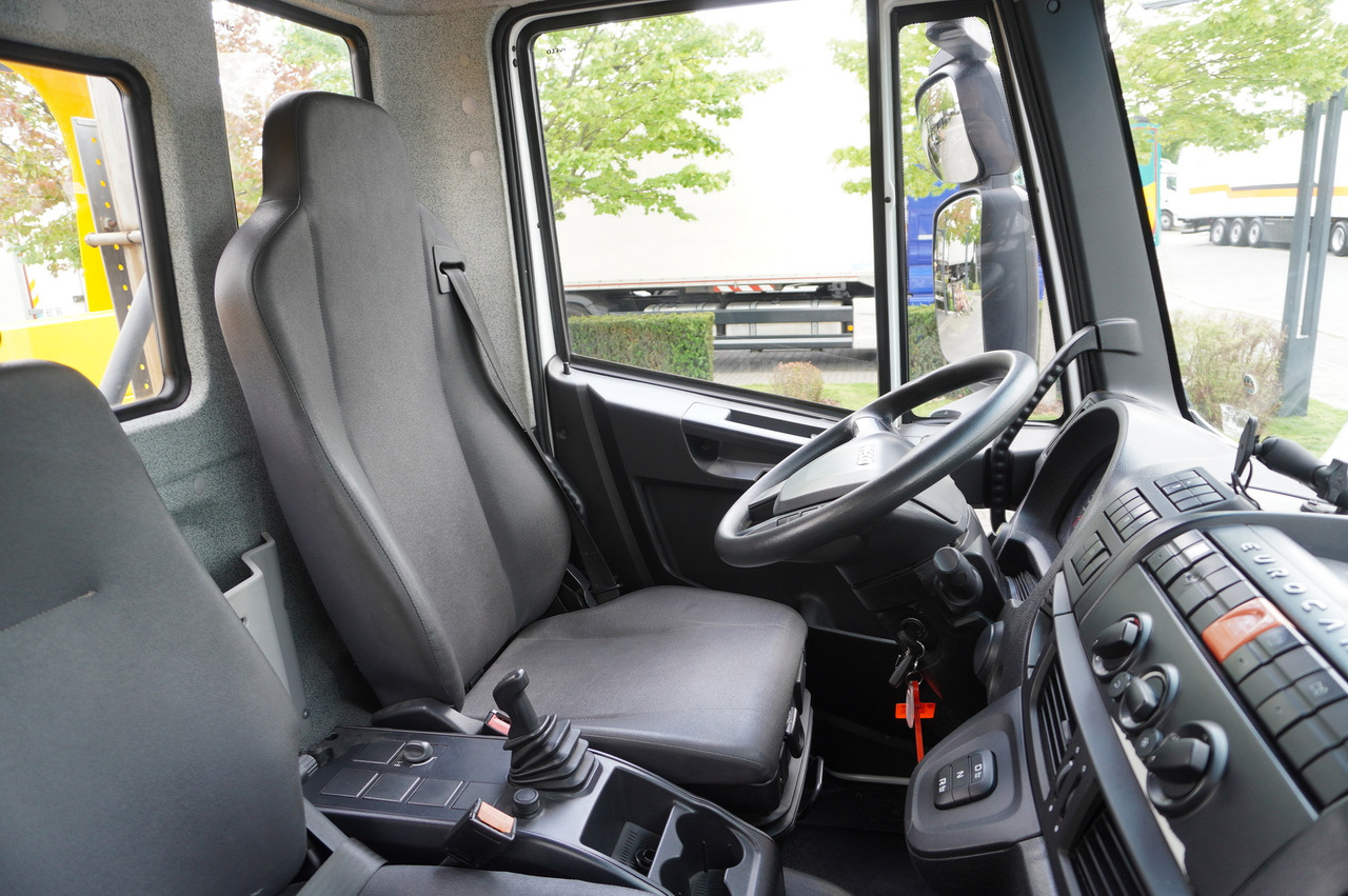 Karrotrec IVECO Eurocargo 160-210 / 75,000 km! / OMARS lowered tow truck platform / Fork: foto 29