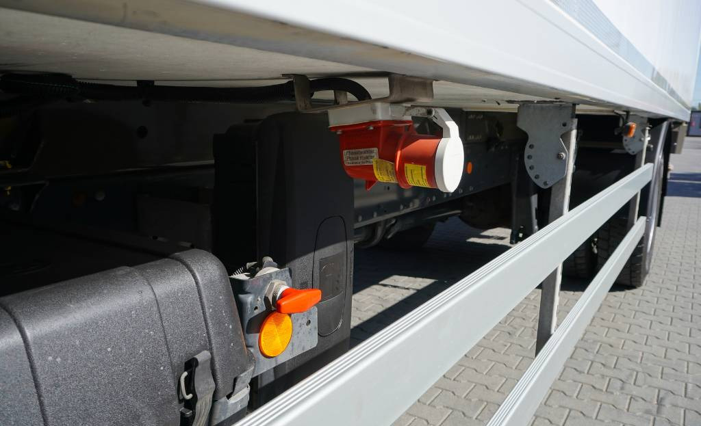 IVECO Eurocargo 190-280L 19t E6 / ATP/FRC to 2025 / Lamberet Refrigerator 22 pallets - Kamion frigorifer: foto 4 IVECO Eurocargo 190-280L 19t E6 / ATP/FRC to 2025 / Lamberet Refrigerator 22 pallets - Kamion frigorifer: foto 4