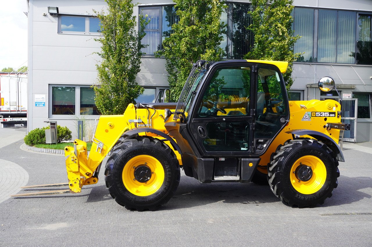 JCB 535-95 / 3.5 T / range 9.5 m / 700 MTH! - Ekskavator teleskopik: foto 4 JCB 535-95 / 3.5 T / range 9.5 m / 700 MTH! - Ekskavator teleskopik: foto 4