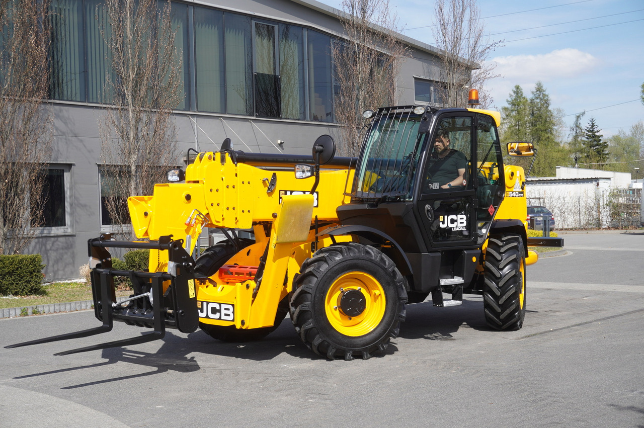 Fadrom me goma JCB 540-170 Telescopic Loader / 17m / joystick: foto 11