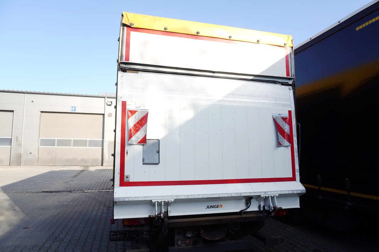JUNGE Body Tarpaulin JUNGE / 18 Europallets / 2015 - Karroceri e ndërrueshme me perde anësore: foto 5 JUNGE Body Tarpaulin JUNGE / 18 Europallets / 2015 - Karroceri e ndërrueshme me perde anësore: foto 5