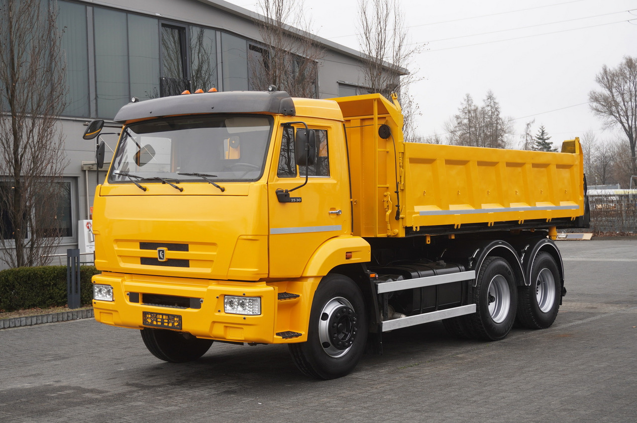 KAMAZ T2530 E5 6×4 / 3-sided tipper - Kamion vetëshkarkues, Kamion me vinç: foto 3 KAMAZ T2530 E5 6×4 / 3-sided tipper - Kamion vetëshkarkues, Kamion me vinç: foto 3
