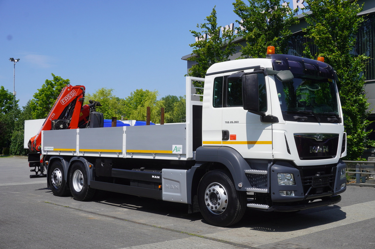 MAN TGS 26.360 Flatbed / Fassi F175 7.7 T / steered 3rd axle - Kamion me karroceri të hapur, Kamion me vinç: foto 2 MAN TGS 26.360 Flatbed / Fassi F175 7.7 T / steered 3rd axle - Kamion me karroceri të hapur, Kamion me vinç: foto 2