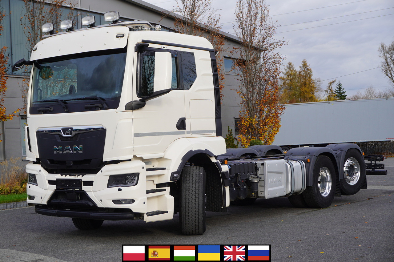 MAN TGS 26.510 6x4/4 Hydrodrive / Steering axle / Retarder / Sleeper cab - Kamion me vinç: foto 1 MAN TGS 26.510 6x4/4 Hydrodrive / Steering axle / Retarder / Sleeper cab - Kamion me vinç: foto 1