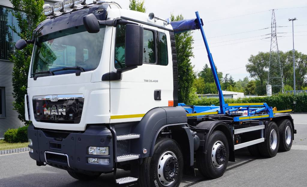 MAN TGS 35.400 8×4 HYVA LIFT 32.56 SE hooklift - Kamion vetëngarkues: foto 4 MAN TGS 35.400 8×4 HYVA LIFT 32.56 SE hooklift - Kamion vetëngarkues: foto 4