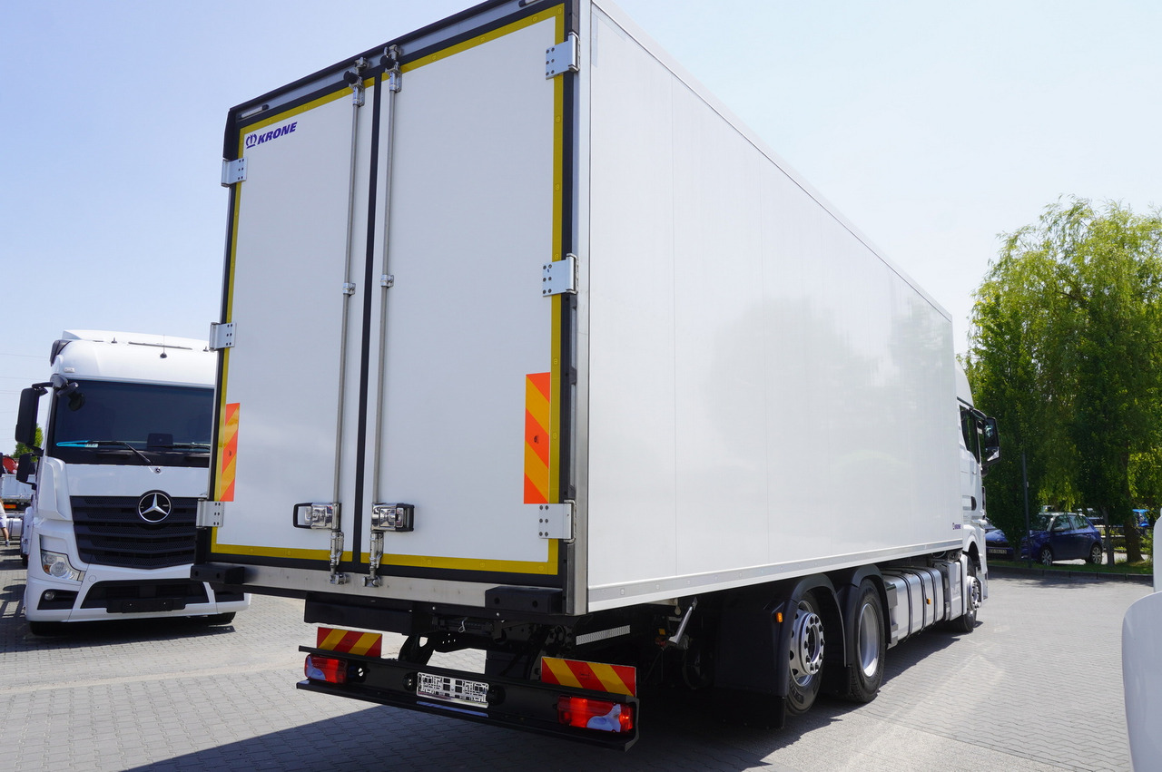 MAN TGX 26.470 / 2022 / Krone Refrigerator 40 EPAL Multitemp Dopplestock / Carrier Supra 950 MT - Kamion frigorifer: foto 2 MAN TGX 26.470 / 2022 / Krone Refrigerator 40 EPAL Multitemp Dopplestock / Carrier Supra 950 MT - Kamion frigorifer: foto 2