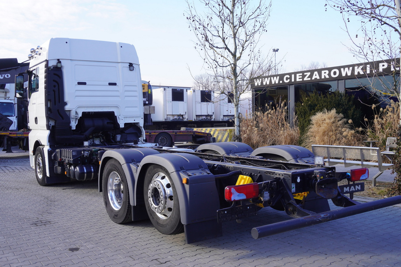 MAN TGX 26,500 / 500 HP / steering 3rd axle / 20 t cap. / Chassis 6.5 m - Kamion kabinë-shasi: foto 5 MAN TGX 26,500 / 500 HP / steering 3rd axle / 20 t cap. / Chassis 6.5 m - Kamion kabinë-shasi: foto 5
