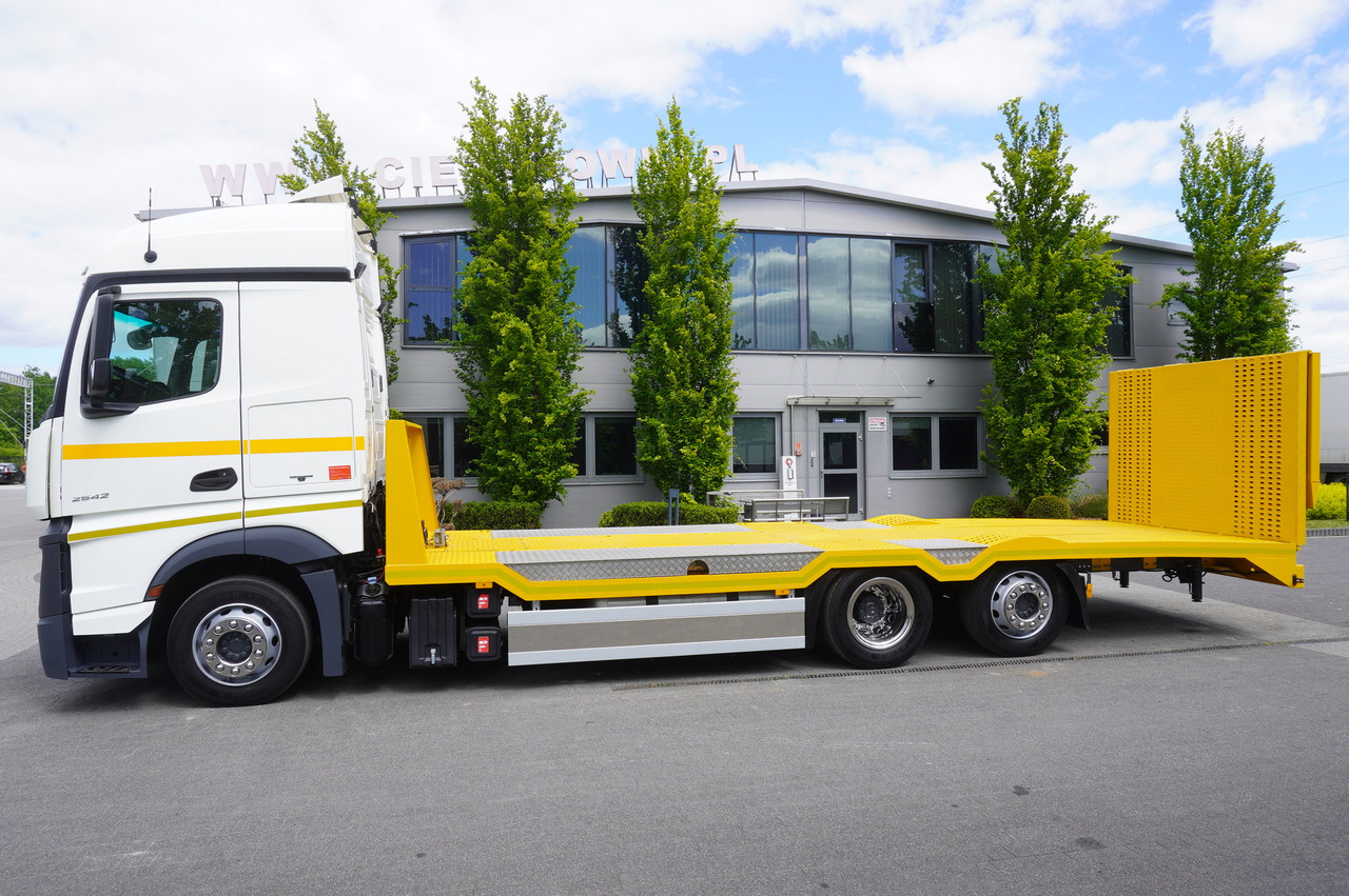 MERCEDES-BENZ Actros 2542 / NEW tow truck / steered 3rd axle - Karrotrec: foto 3 MERCEDES-BENZ Actros 2542 / NEW tow truck / steered 3rd axle - Karrotrec: foto 3