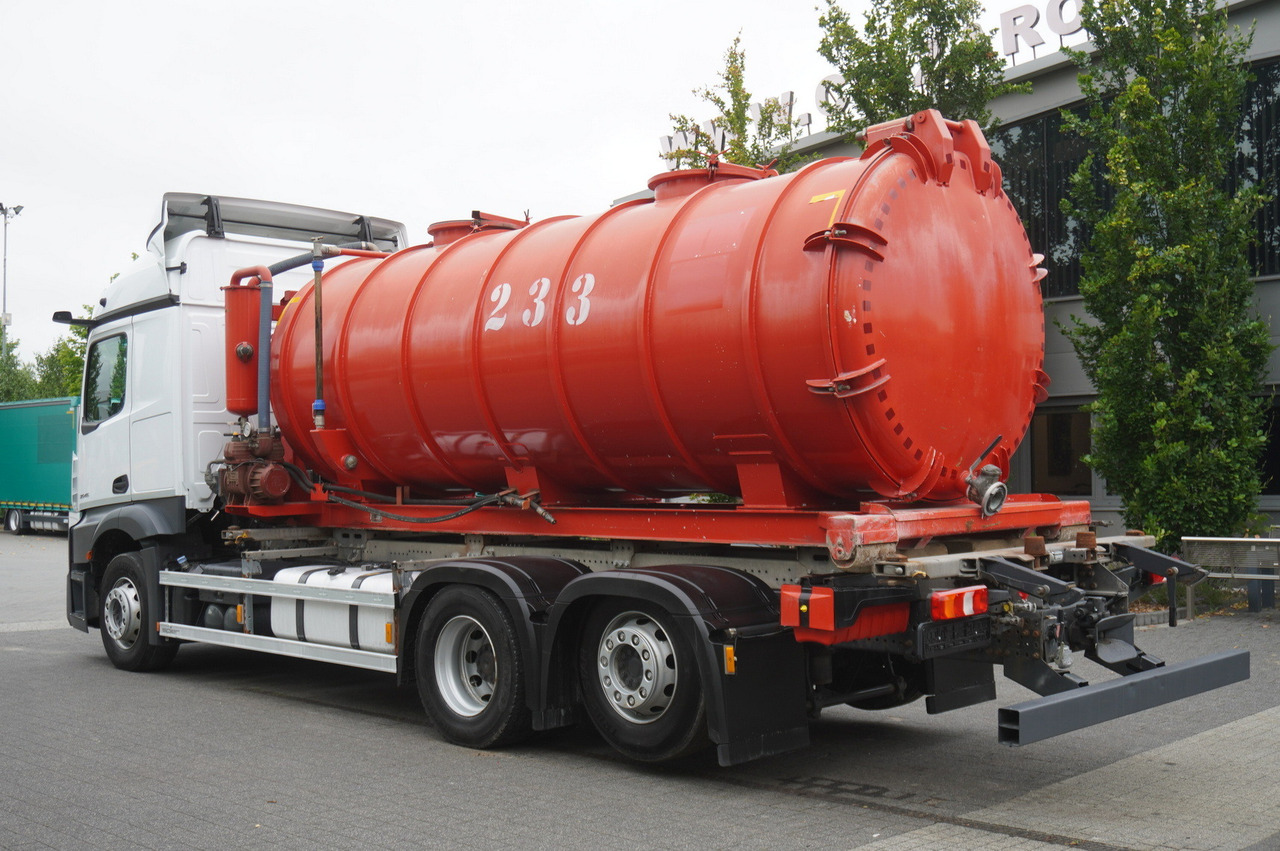 MERCEDES-BENZ Actros 2545 6 × 2 MP5 / NEW septic barrel 13000 L - Cisternë pleh i lëngshëm: foto 3 MERCEDES-BENZ Actros 2545 6 × 2 MP5 / NEW septic barrel 13000 L - Cisternë pleh i lëngshëm: foto 3