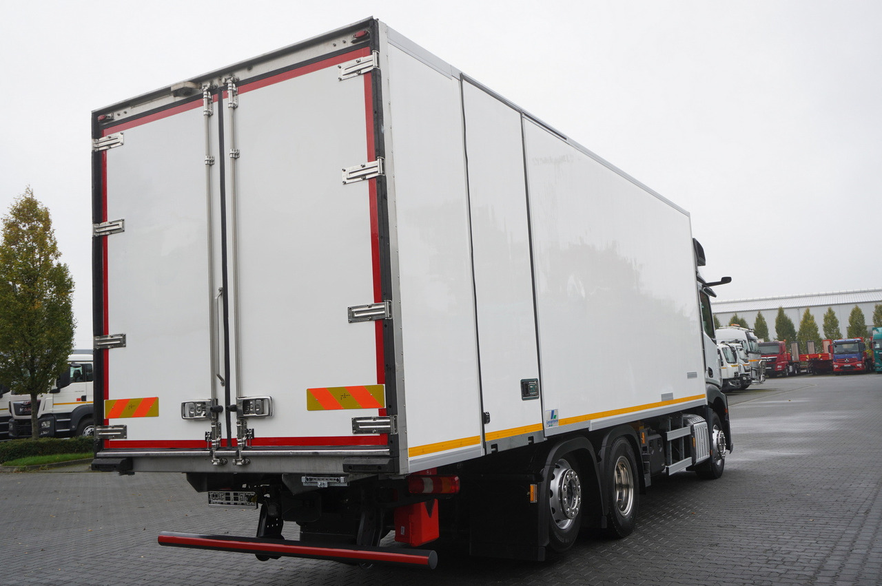 MERCEDES-BENZ Actros 2545 MP5 / Lecapitaine 18 EPAL refrigerator / Bitemperature / Carrier Supra 850 MT / ADR AT - Kamion frigorifer: foto 5 MERCEDES-BENZ Actros 2545 MP5 / Lecapitaine 18 EPAL refrigerator / Bitemperature / Carrier Supra 850 MT / ADR AT - Kamion frigorifer: foto 5