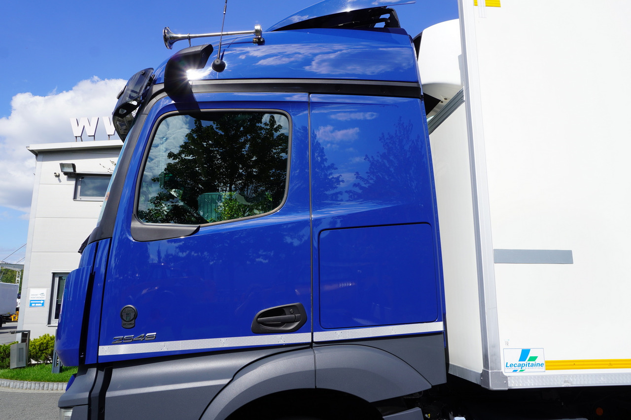 Kamion frigorifer MERCEDES-BENZ Actros 2546 / Lecapitaine refrigerator 20 EPAL / Multitemperature / Carrier Supra 1150 MT: foto 17