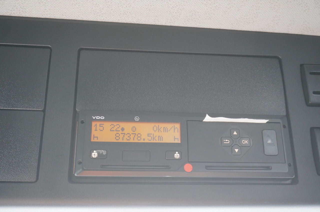 MERCEDES-BENZ Arocs 1833 / 87,000 km!!! / Hds HIAB X-DUO 128 B-2 / three-sided tipper - Kamion me vinç, Kamion me vinç: foto 2 MERCEDES-BENZ Arocs 1833 / 87,000 km!!! / Hds HIAB X-DUO 128 B-2 / three-sided tipper - Kamion me vinç, Kamion me vinç: foto 2