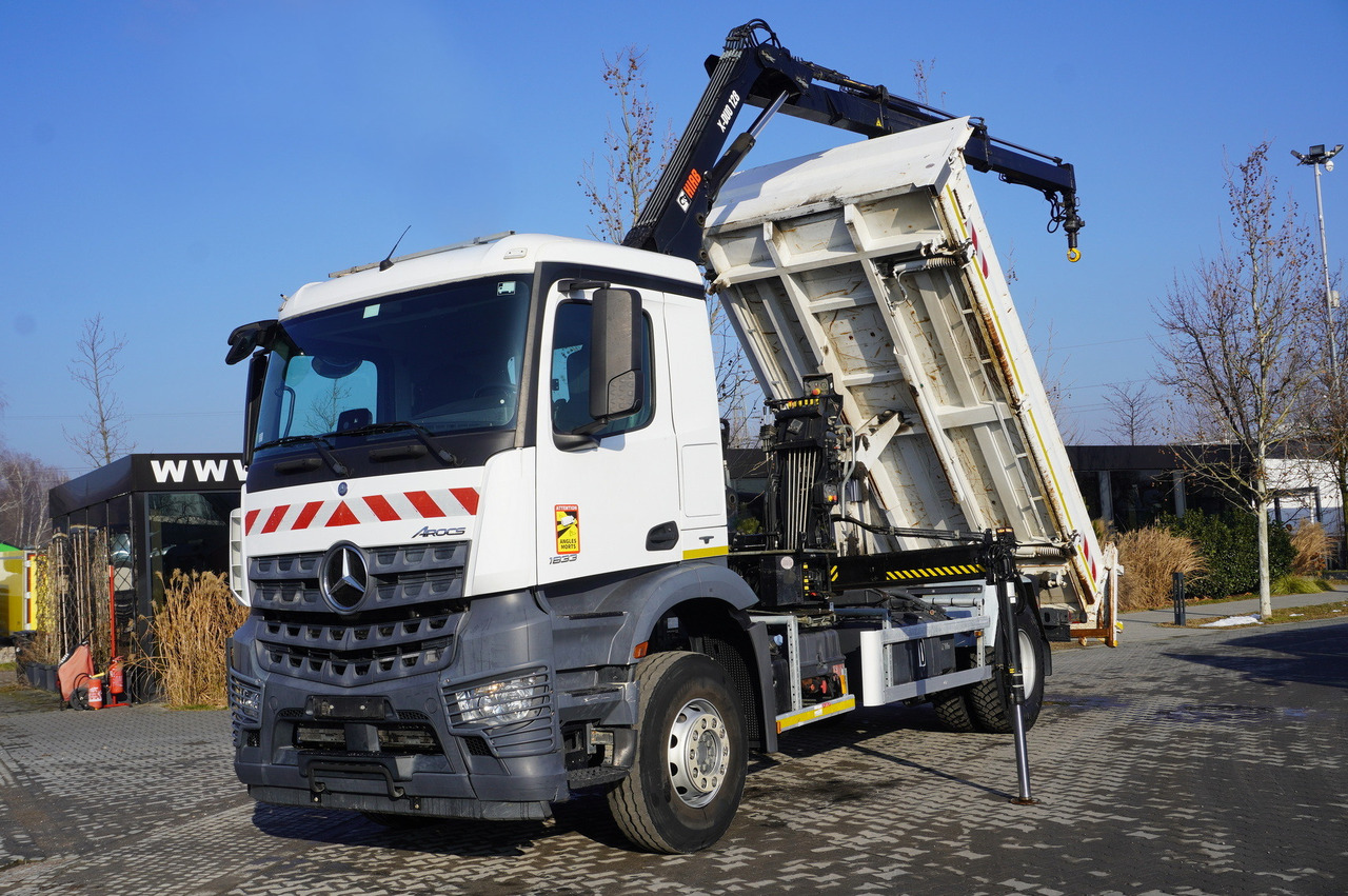 MERCEDES-BENZ Arocs 1833 / 87,000 km!!! / Hds HIAB X-DUO 128 B-2 / three-sided tipper - Kamion me vinç, Kamion me vinç: foto 1 MERCEDES-BENZ Arocs 1833 / 87,000 km!!! / Hds HIAB X-DUO 128 B-2 / three-sided tipper - Kamion me vinç, Kamion me vinç: foto 1