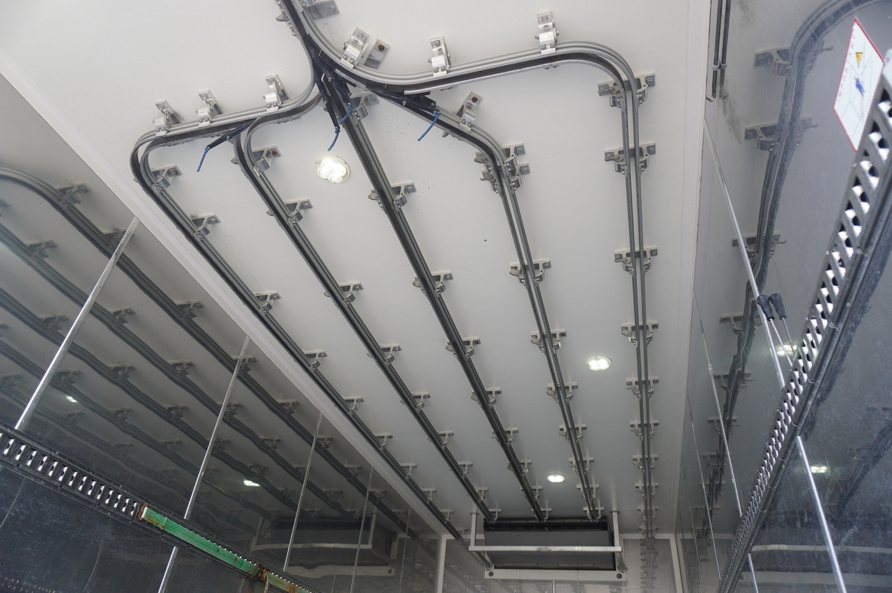 RENAULT D13 / 90 tho km !!! / Meat hook refrigerator / Thermoking T800R / 2 units - Kamion frigorifer: foto 3 RENAULT D13 / 90 tho km !!! / Meat hook refrigerator / Thermoking T800R / 2 units - Kamion frigorifer: foto 3