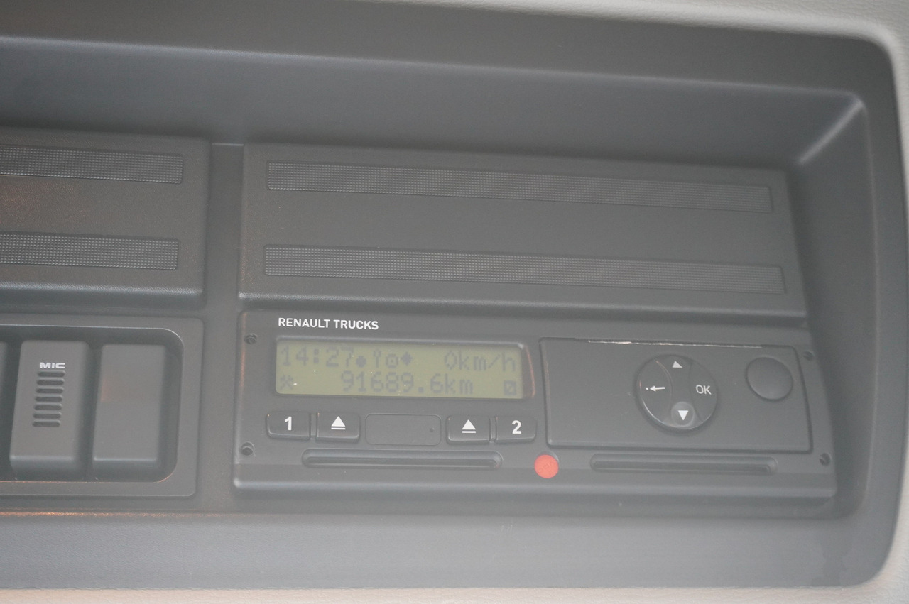 RENAULT D13 / 90 tho km !!! / Meat hook refrigerator / Thermoking T800R / 2 units - Kamion frigorifer: foto 2 RENAULT D13 / 90 tho km !!! / Meat hook refrigerator / Thermoking T800R / 2 units - Kamion frigorifer: foto 2