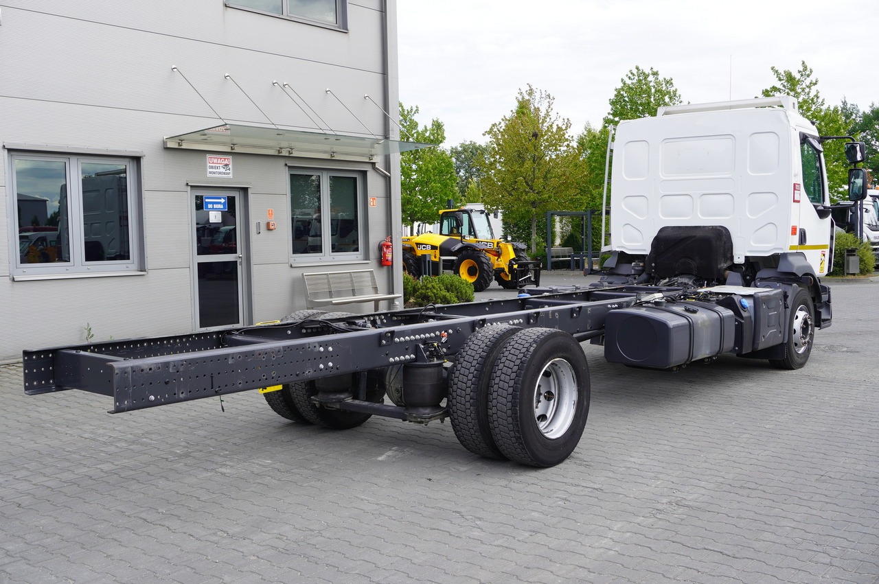 RENAULT D16 / Chassis 7.1 m / Differential lock - Kamion kabinë-shasi: foto 3 RENAULT D16 / Chassis 7.1 m / Differential lock - Kamion kabinë-shasi: foto 3