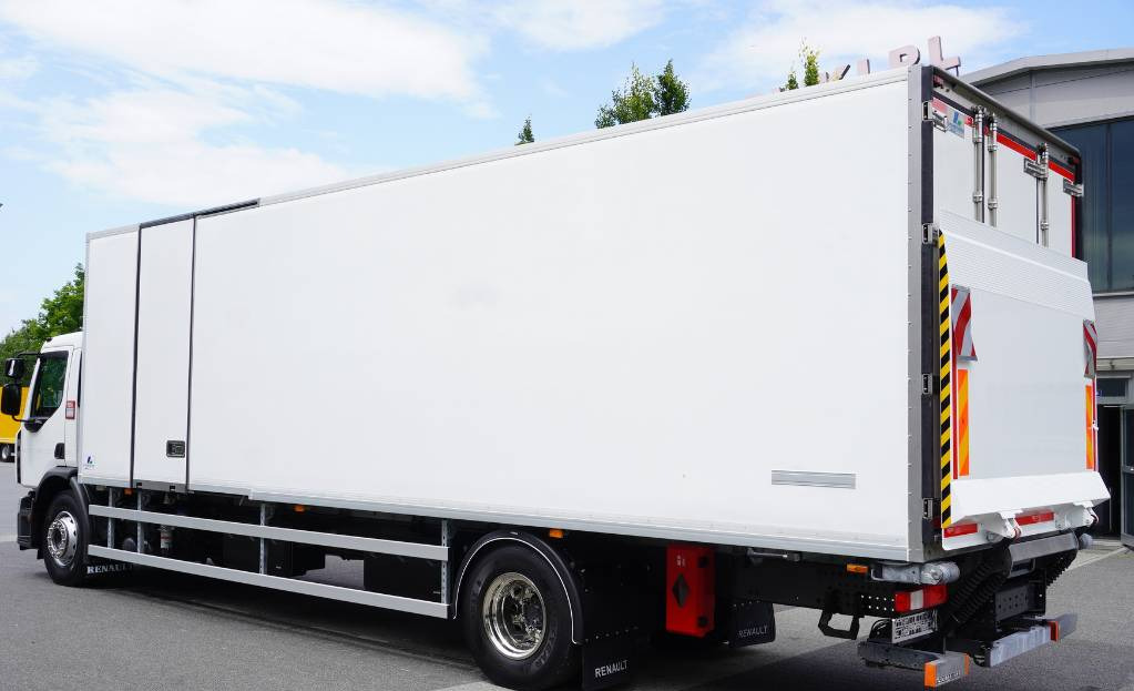 RENAULT D19 285 HP E6 Cold storage/ ATP/FNA / 22 Pallets / BITEMPERATURE - Kamion frigorifer: foto 4 RENAULT D19 285 HP E6 Cold storage/ ATP/FNA / 22 Pallets / BITEMPERATURE - Kamion frigorifer: foto 4