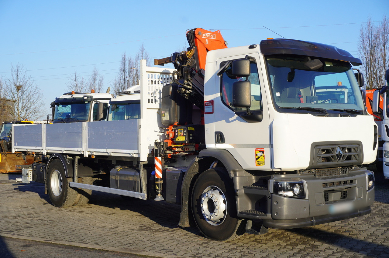 RENAULT RENAULT C320 P 4x2 / FASSI crane 6 T / 140 MTH!!! / range 10 m / Flatbed 15 EPAL / 52 tho. km!!! - Kamion me karroceri të hapur, Kamion me vinç: foto 4 RENAULT RENAULT C320 P 4x2 / FASSI crane 6 T / 140 MTH!!! / range 10 m / Flatbed 15 EPAL / 52 tho. km!!! - Kamion me karroceri të hapur, Kamion me vinç: foto 4