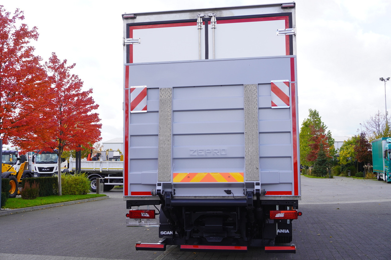 SCANIA R500 E6 6x2 / Lecapitaine 21 EPAL refrigerator / Carrier Supra 1150 / 2021 / steered axle - Kamion frigorifer: foto 3 SCANIA R500 E6 6x2 / Lecapitaine 21 EPAL refrigerator / Carrier Supra 1150 / 2021 / steered axle - Kamion frigorifer: foto 3