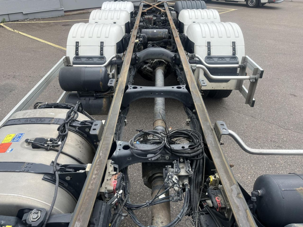 Kamion me vinç SCANIA R560 B8x4*4 / Chassis / sleeper cab / Power take-off: foto 11