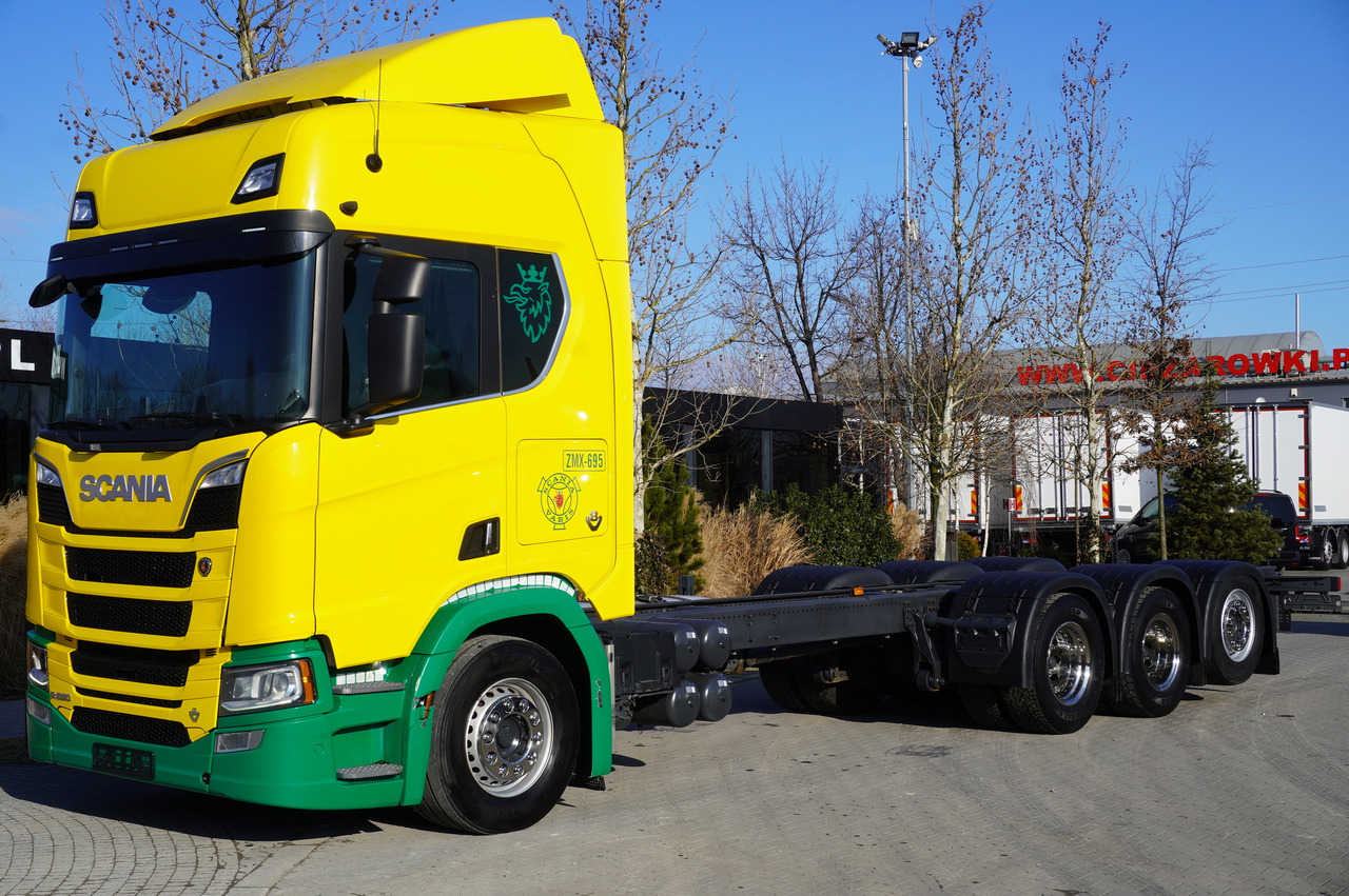 SCANIA R650 V8 8x4/4 E6 / 2020 / Frame 9.7 m! - Kamion me vinç: foto 1 SCANIA R650 V8 8x4/4 E6 / 2020 / Frame 9.7 m! - Kamion me vinç: foto 1