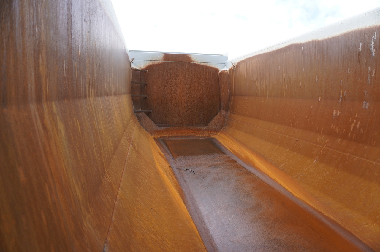 Lizingu i TATRA Phoenix 8x8 Twin-Steer Quad/A dump truck / 30 tho. km TATRA Phoenix 8x8 Twin-Steer Quad/A dump truck / 30 tho. km: foto 19