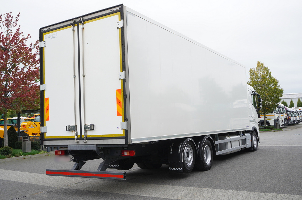 VOLVO FH 460 / Krone refrigerator 23 EPAL! / Carrier Supra 1250 MT Silent / Multitemperature / Steered axle - Kamion frigorifer: foto 5 VOLVO FH 460 / Krone refrigerator 23 EPAL! / Carrier Supra 1250 MT Silent / Multitemperature / Steered axle - Kamion frigorifer: foto 5