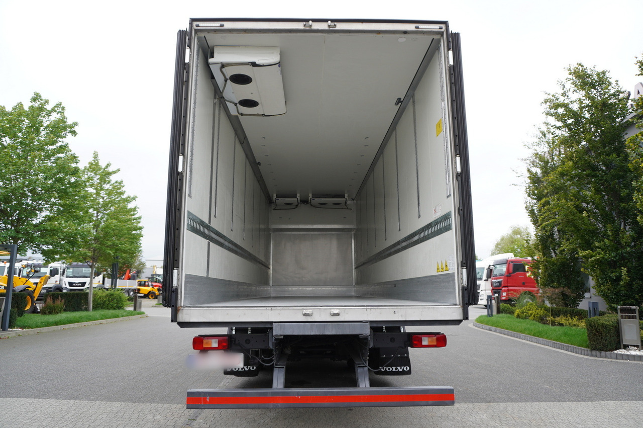 VOLVO FH 460 / Krone refrigerator 23 EPAL! / Carrier Supra 1250 MT Silent / Multitemperature / Steered axle - Kamion frigorifer: foto 4 VOLVO FH 460 / Krone refrigerator 23 EPAL! / Carrier Supra 1250 MT Silent / Multitemperature / Steered axle - Kamion frigorifer: foto 4