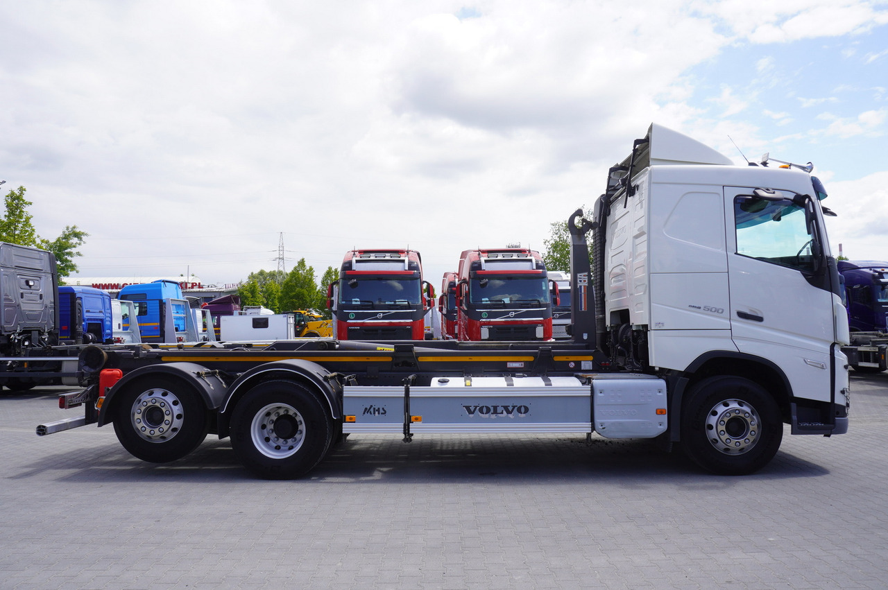 VOLVO FH 500 / VDL hooklift 21 tons / 2022 / steering 3d axle / 2 units - Kamion vetëngarkues: foto 4 VOLVO FH 500 / VDL hooklift 21 tons / 2022 / steering 3d axle / 2 units - Kamion vetëngarkues: foto 4