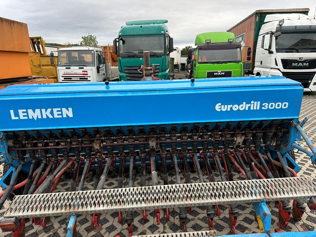 Lemken EURO 300/25 Eurodrill 3000 Güttler-breviglieri - Mbjellëse e kombinuar në radhë: foto 3 Lemken EURO 300/25 Eurodrill 3000 Güttler-breviglieri - Mbjellëse e kombinuar në radhë: foto 3