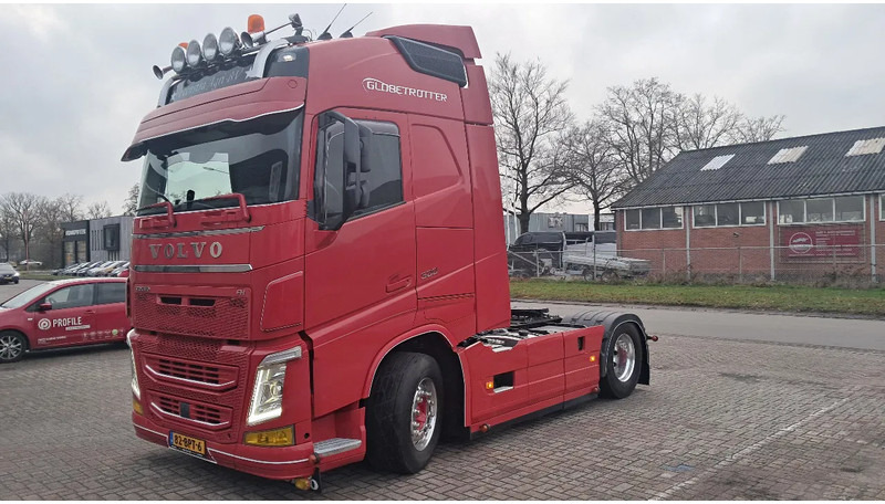 Volvo FH 500 Globetrotter Euro 5 PTO Hydrauliq Full Air New Tacho VEB - Gjysmë-kamion: foto 1 Volvo FH 500 Globetrotter Euro 5 PTO Hydrauliq Full Air New Tacho VEB - Gjysmë-kamion: foto 1