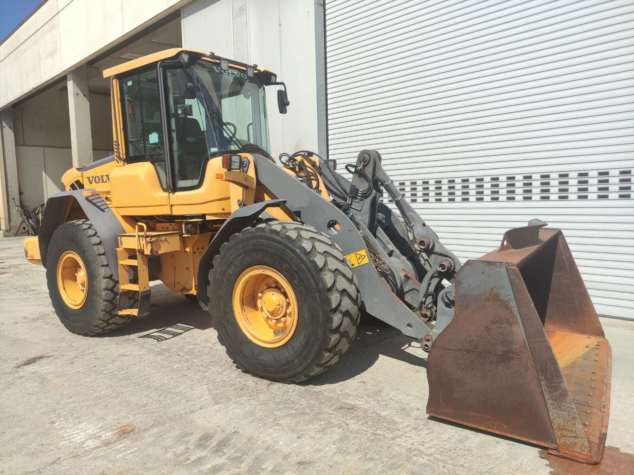 VOLVO L60F - Fadrom me goma: foto 3 VOLVO L60F - Fadrom me goma: foto 3